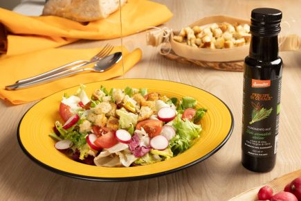 Dadolata di pane croccante (vegana)